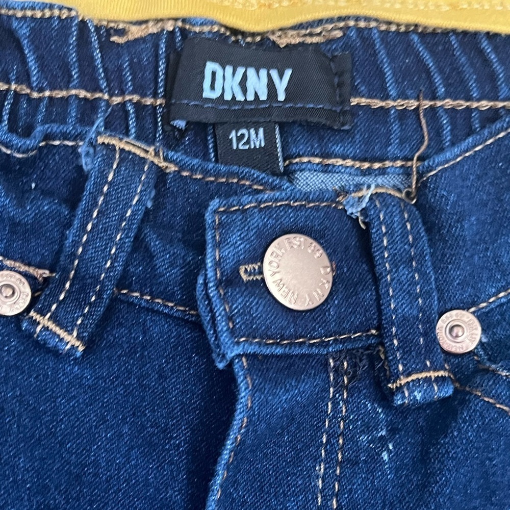 DKNY Girls Matching Set with Yellow T shirt and Denim Jeans. Size: 12M. - Picture 5 of 7